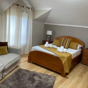 https://moniz-apartment.madeira-islandshotels.com